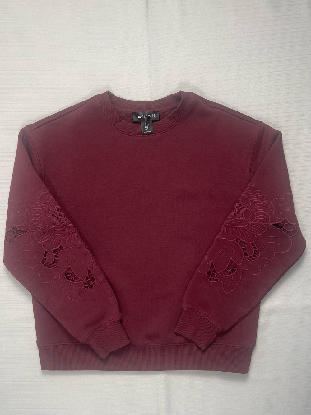 Bailey 44 Anthropologie Vibe Burgundy Floral sleeve Crewneck S Oversized